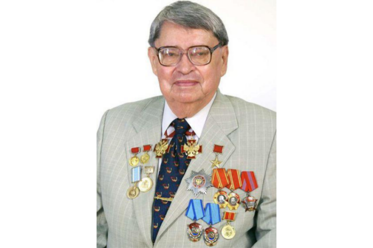 Трутнев Юрий Алексеевич